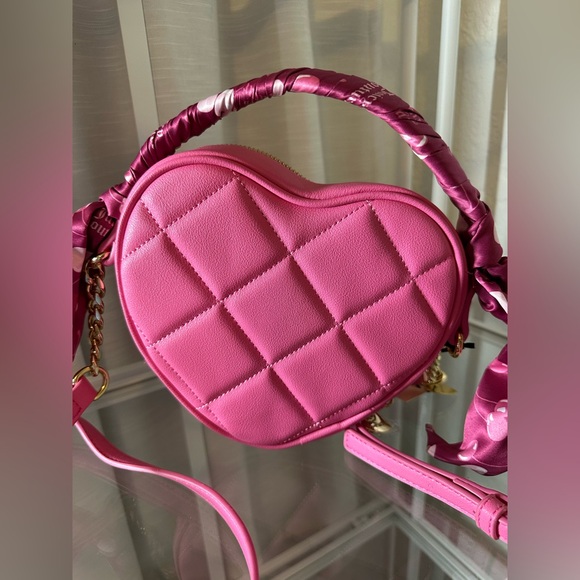 Juicy Couture Pink Quilted Heart Crossbody Bag - Picture 6 of 7